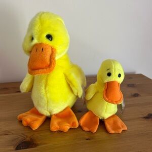 Ty Beanie Buddy & Baby named "Quackers" the Duck